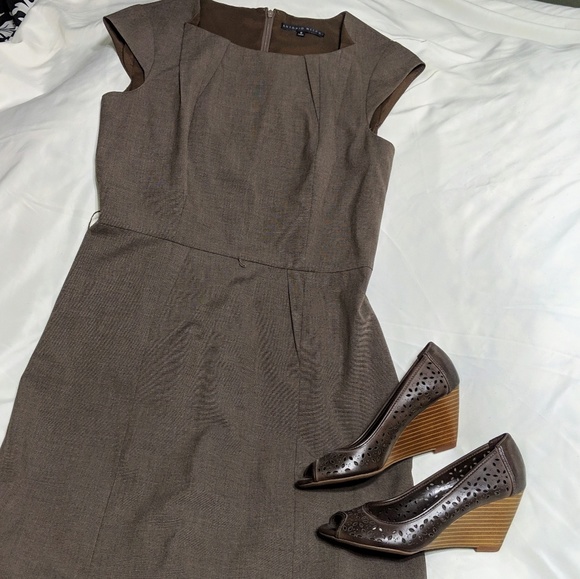 ANTONIO MELANI Dresses & Skirts - Antonio Melani Dress Size 8 Brown Tone